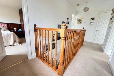 7 Adams Drive, Rothwell, Kettering, NN14 6YB