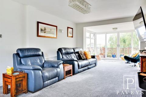 5 bedroom detached house for sale, First Avenue, Frinton-On-Sea