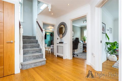 23 Buttercup Drive, Bourne, PE10 0PZ