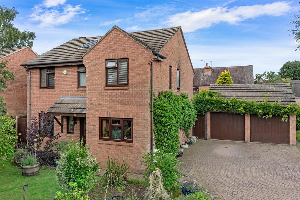 St. James Close, Harvington, Evesham 4 bed house for sale £495,000