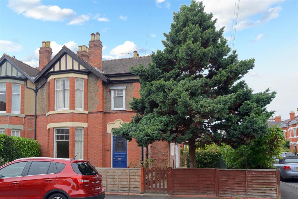 North Hermitage, Belle Vue, Shrewsbury 5 bed semidetached house for