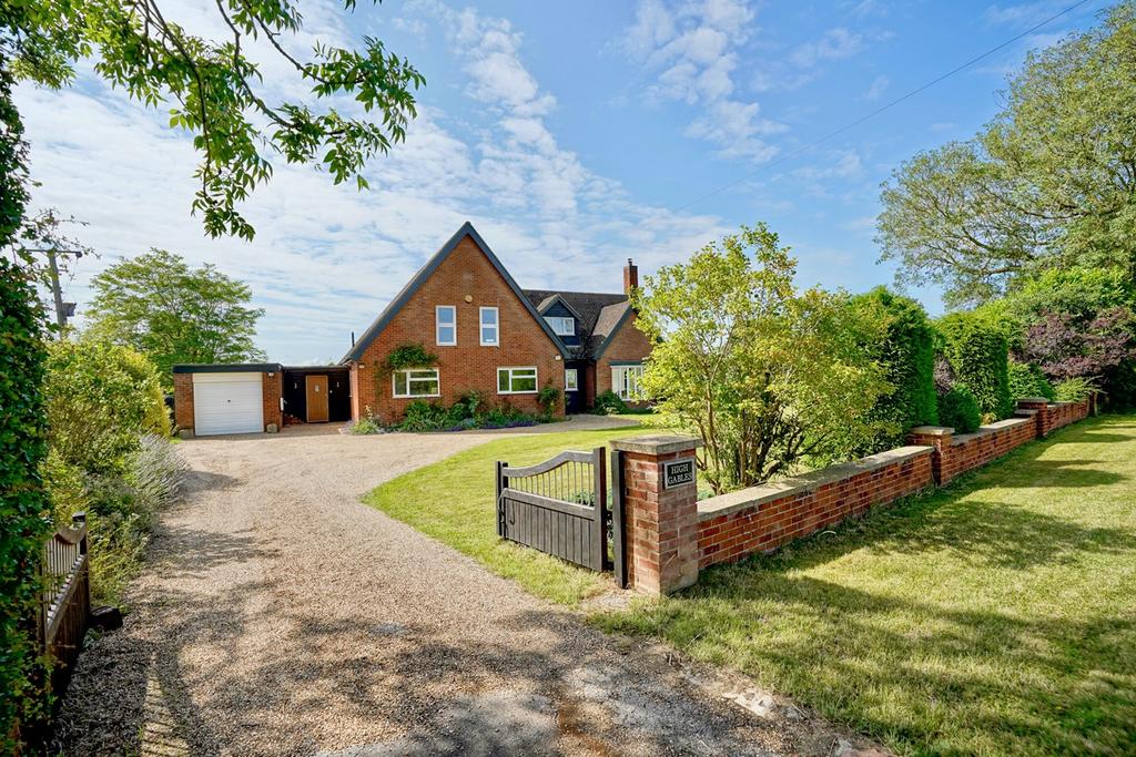 Buckworth Road, Alconbury Weston, Huntingdon, PE28 5 bed detached house
