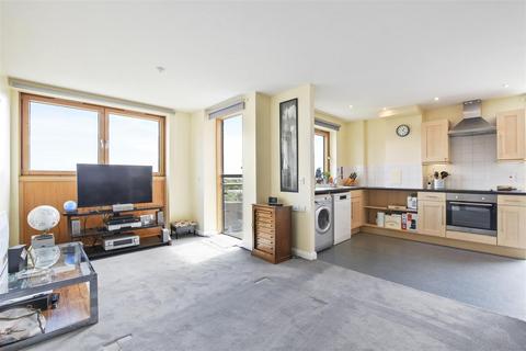 2 bedroom flat for sale, Donnington Court, Donnington Road, Willesden, London