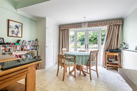 Wayside Blacka Moor Road, Sheffield, S17 3GH