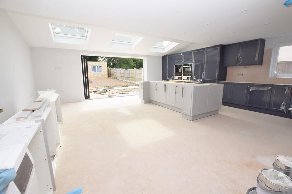 Kitchen Family room