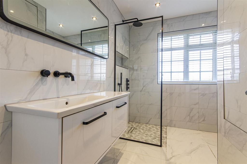 Fully Tiled Shower Room/W.C