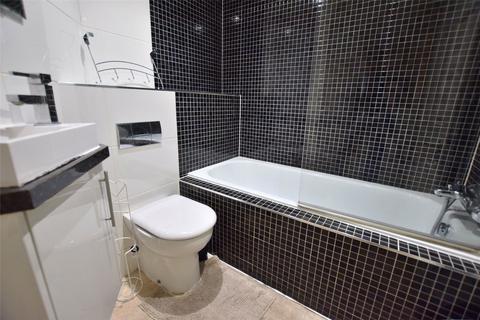 3 bedroom flat to rent, Higham Place, Newcastle Upon Tyne, NE1
