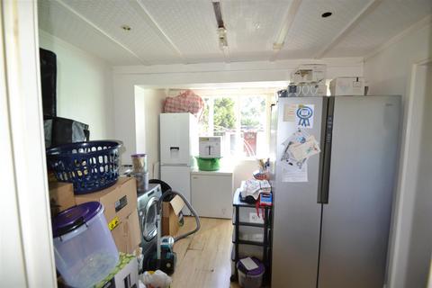 2 Glencoe Drive, Dagenham, RM10 7NS