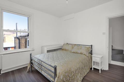 41 Elthorne Park Road, London, W7 2JB