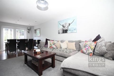 37 Fennells, Harlow, CM19 4RL