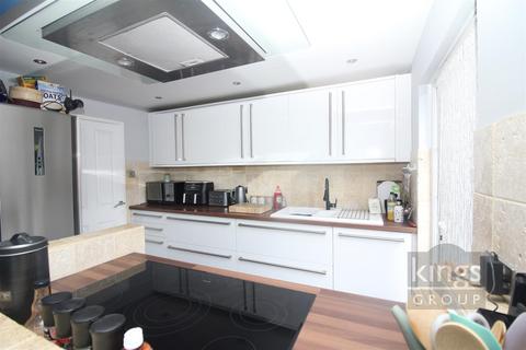 37 Fennells, Harlow, CM19 4RL