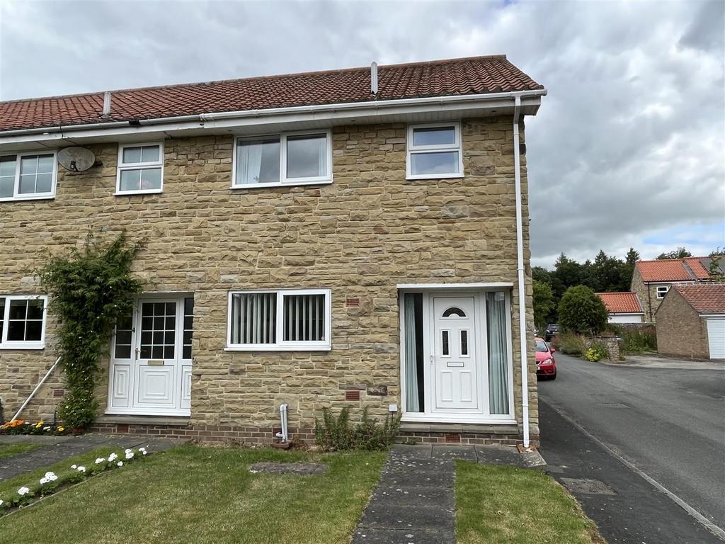 Ladyclose, Staindrop, Darlington 3 bed terraced house for sale £169,950