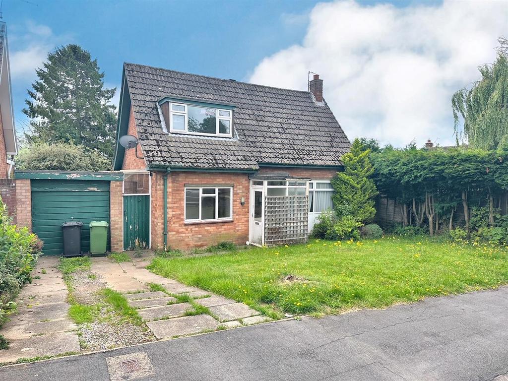 St Nicholas Road, Copmanthorpe 3 bed detached bungalow for sale £325,000