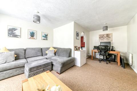 41 Muggeridge Close, South Croydon, CR2 7LB