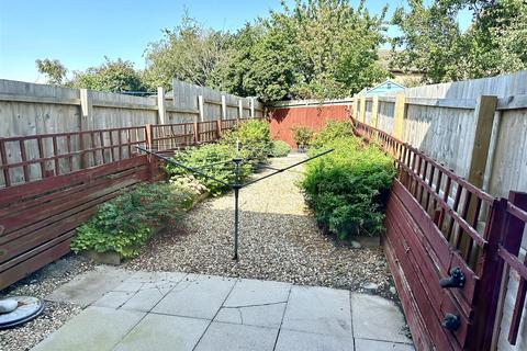 16 Fern Drive, Barry, CF62 7FN