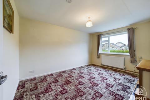 1 bedroom detached bungalow for sale, The Links, Coleford