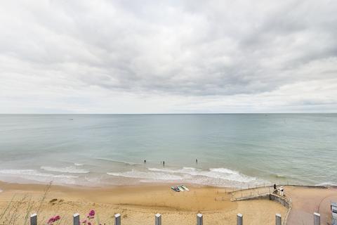 9 Eastern Esplanade, Broadstairs, CT10 1DR