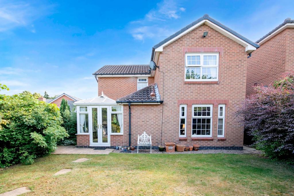 Beaufont Gardens, Bawtry, Doncaster, DN10 6RT 3 bed detached house for