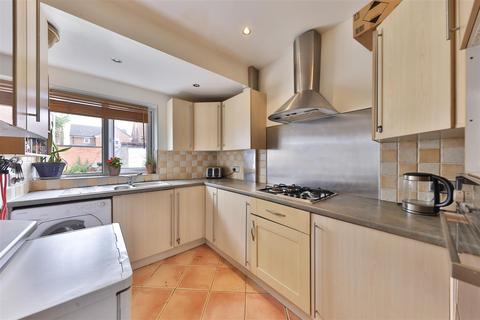 3 bedroom semi-detached house for sale, Priors Walk, York