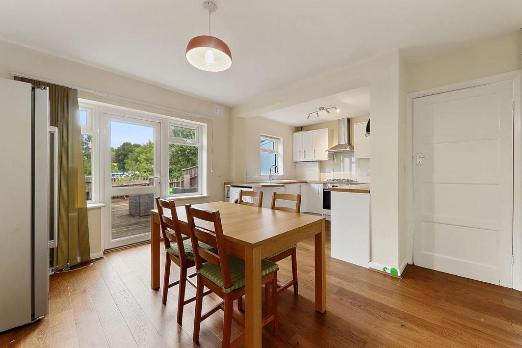 03-JHProp Wpen - 5 Howard Road - 9-medium.jpg