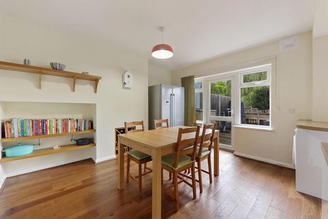 5 Howard Road, London, SE20 8HQ