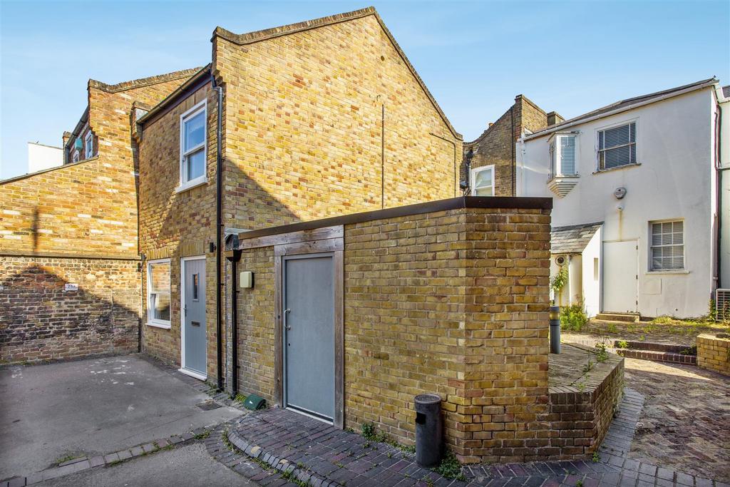 25a Victoria Street 320168 01.jpg