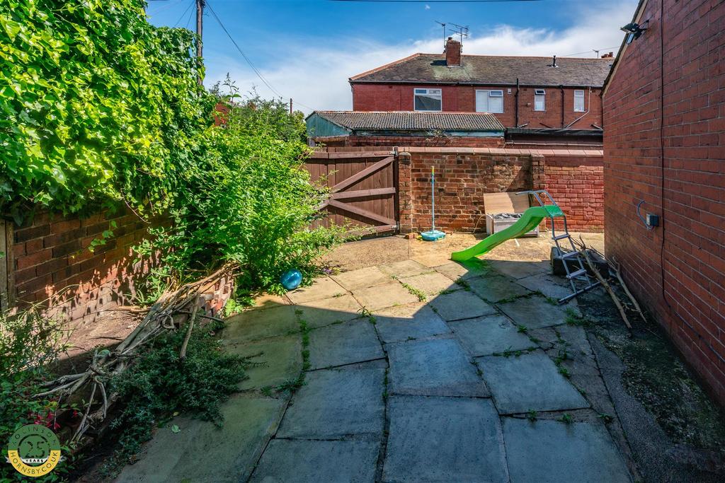 Rear Yard 3