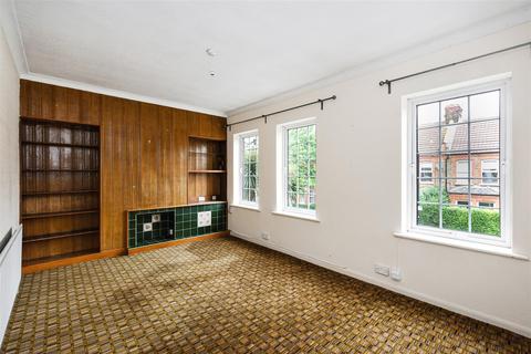 44 Kettlebaston Road, London, E10 7PF