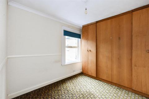 44 Kettlebaston Road, London, E10 7PF