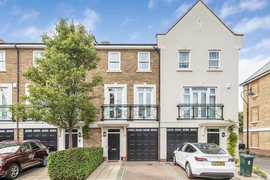 Gillis Square, Putney, SW15 4 bed townhouse for sale £1,295,000