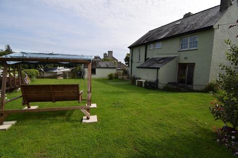 Min Y Nant Caernarfon Road, Criccieth, LL52 0AU