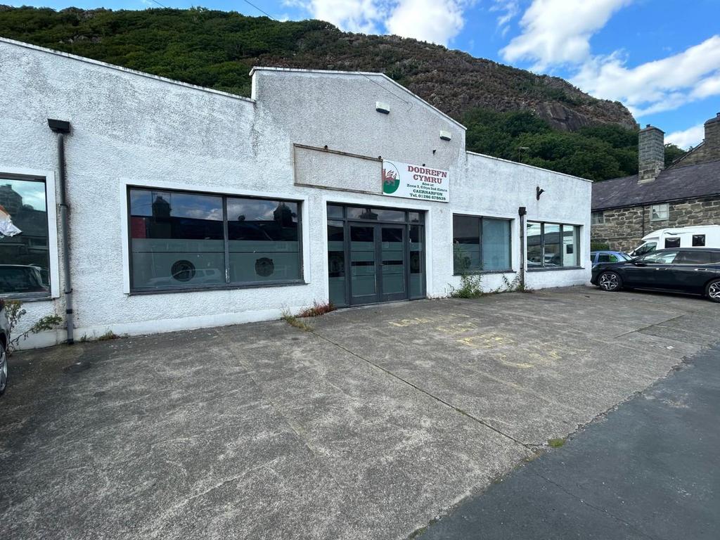 Front Elevation.jpg