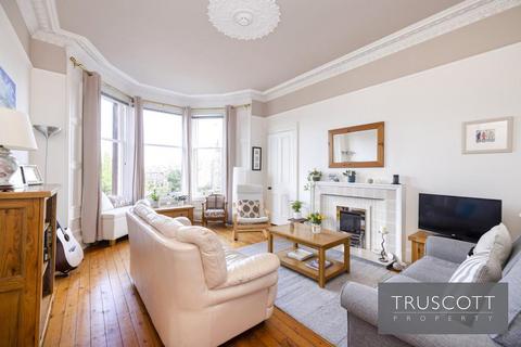 131a Craiglea Drive, Edinburgh, EH10 5PP