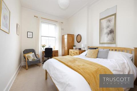 131a Craiglea Drive, Edinburgh, EH10 5PP