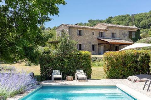 5 bedroom farm house, Saint Martin de Castillon, Vaucluse, Provence-Alpes-Côte d`Azur