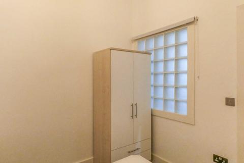 Apartment 35, Barton Court Central Way, Warrington, WA2 7TE