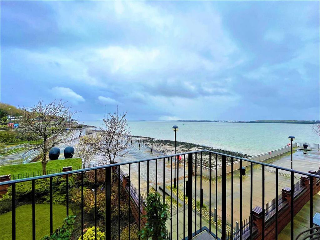 Armstrong Quay, Liverpool 2 bed apartment £215,000