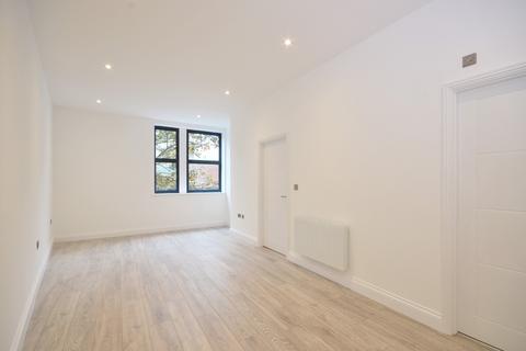 2 bedroom apartment for sale, Cedar House, 11-21 The Parade, Watford