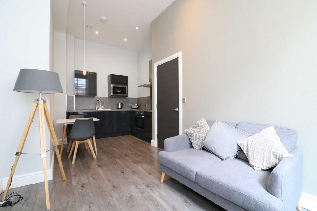 Water Street, Liverpool 1 bed apartment £800 pcm (£185 pw)
