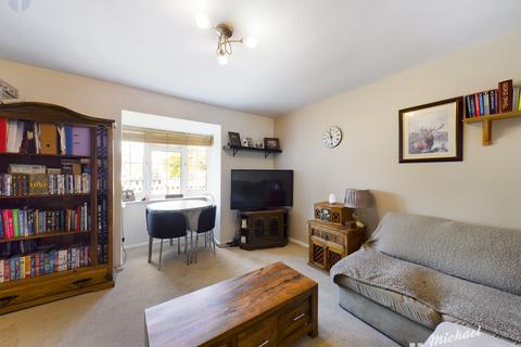 2 bedroom terraced house for sale, Mimosa Court, Aylesbury