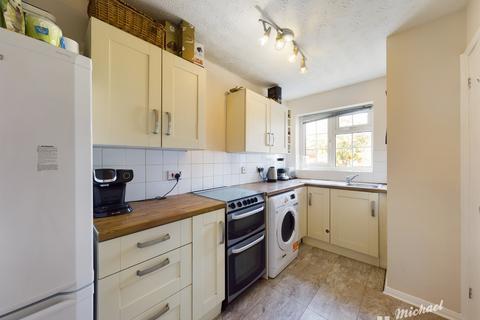 2 bedroom terraced house for sale, Mimosa Court, Aylesbury