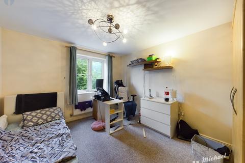 1 bedroom flat for sale, Coxhill Way, Aylesbury