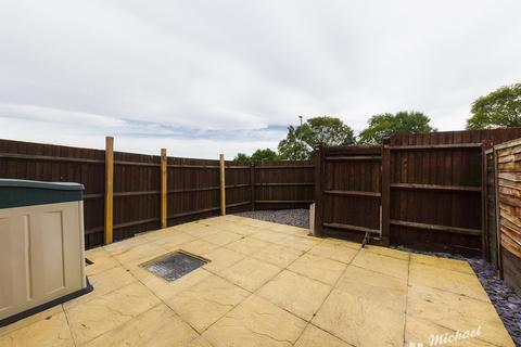 8 Foster Close, Aylesbury, HP20 2BW