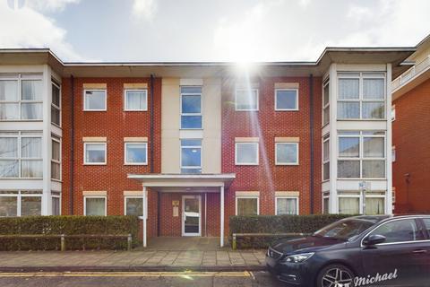 1 bedroom flat for sale, Kerr Place, AYLESBURY, HP21 7BB