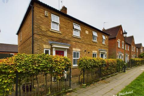 3 bedroom semi-detached house for sale, Monks Path, Fairford Leys