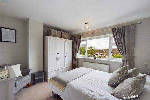 40 Aplin Road, Aylesbury, HP21 9BT