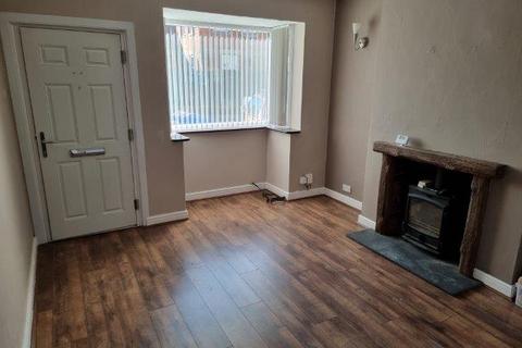 2 bedroom terraced house to rent, Toler Road