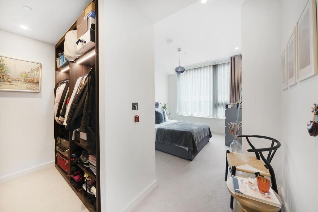 Apartment in London, Shepherd's Bush - View 2