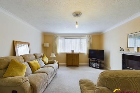 1 bedroom flat for sale, St Leonards Road, Eastbourne, BN21