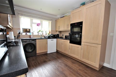 162a Springdale Road, Corfe Mullen, Wimborne, BH21 3QN